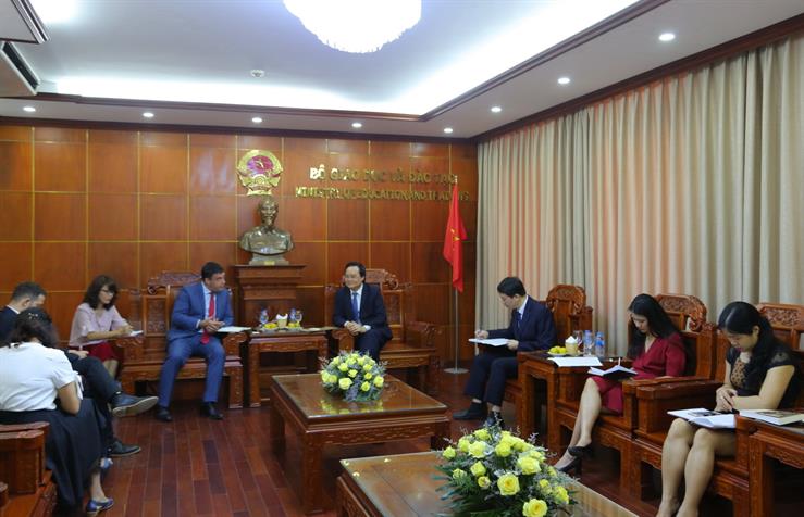 Bộ trưởng Phùng Xuân Nhạ tiếp Đại sứ Israel tại Việt Nam
