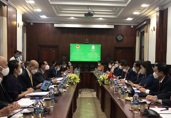 Bộ Giáo dục và Đào tạo Việt Nam và Bộ Giáo dục, Thanh niên, Thể thao Campuchia tăng cường quan hệ hợp tác