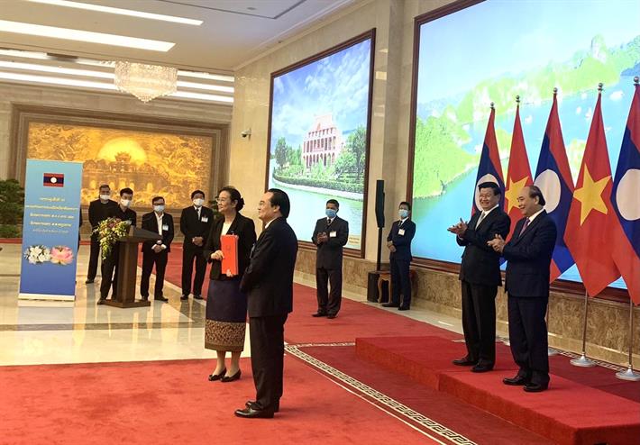 Việt Nam - Lào ký kết 3 văn bản hợp tác về giáo dục và đào tạo