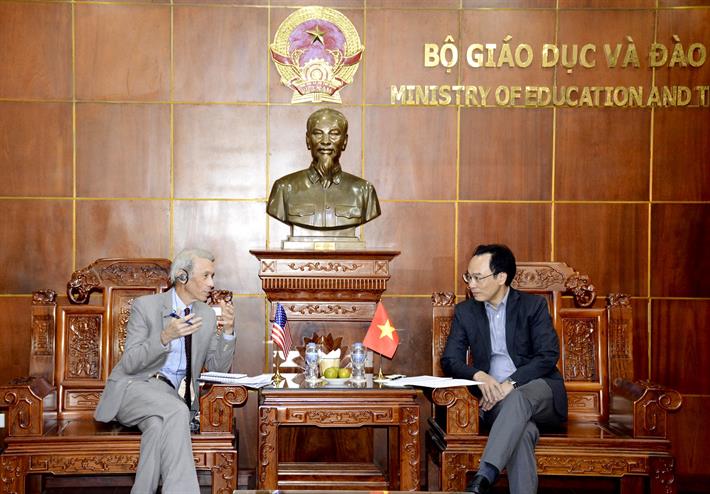 Thứ trưởng Hoàng Minh Sơn tiếp Cố vấn cao cấp về chính sách đối ngoại của Hoa Kỳ